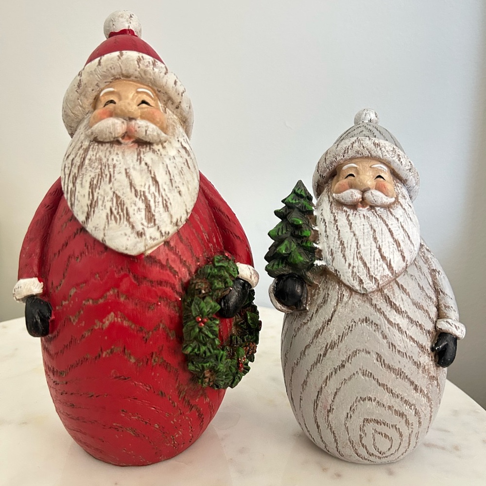 Santa Claus Pair of Wood Grain Figurines